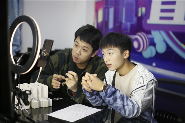 1681089746118648.jpg 41.JPG