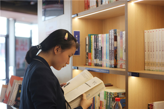 1697159215125056.jpg 2.jpg