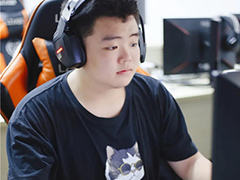 【學生故事】黃淇淇：選擇武漢新華，讓電競夢想照進現實！