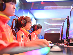 【專業(yè)解讀】“網(wǎng)癮少年”的過去時(shí)，電競?cè)瞬诺摹拔磥頃r(shí)”！