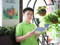 【我來新華上學啦】彭少宇：選擇新華，努力把夢想變為現實！