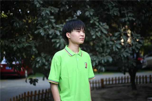 1633999021699352.jpg 01.jpg